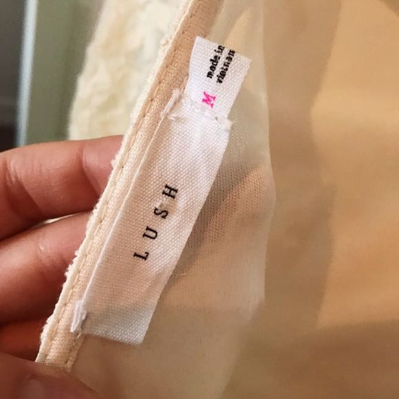 Lush Cream Lace Flowy Dress - Picture 7 of 8